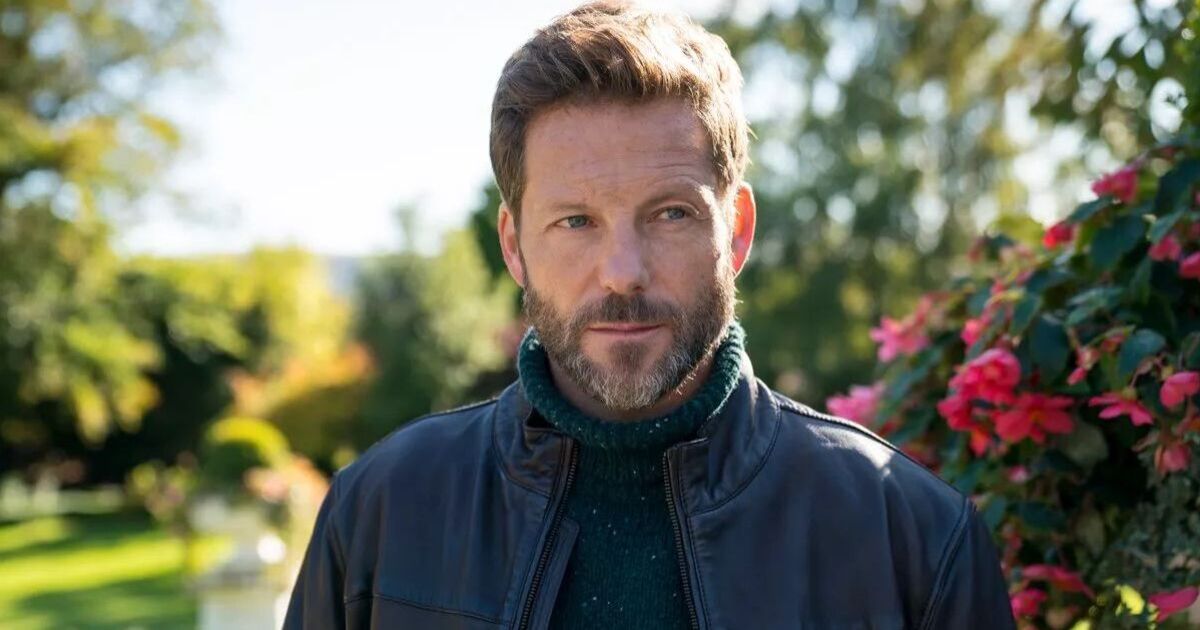 Beyond Paradise star flooded with support as he issues emotional announcement