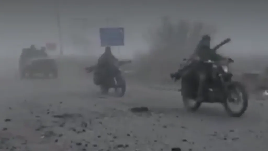 Fog helps Russian forces push deeper into key Ukrainian city of Pokrovsk