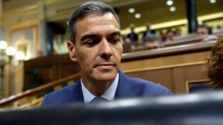 Spain&#039;s embattled PM Sánchez defies clamour for resignation