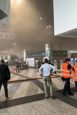 Man sets fire to check-in area at Milan&#039;s Malpensa airport