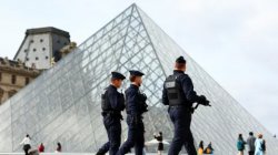 Louvre criticised for spending money on art instead of security in years before heist