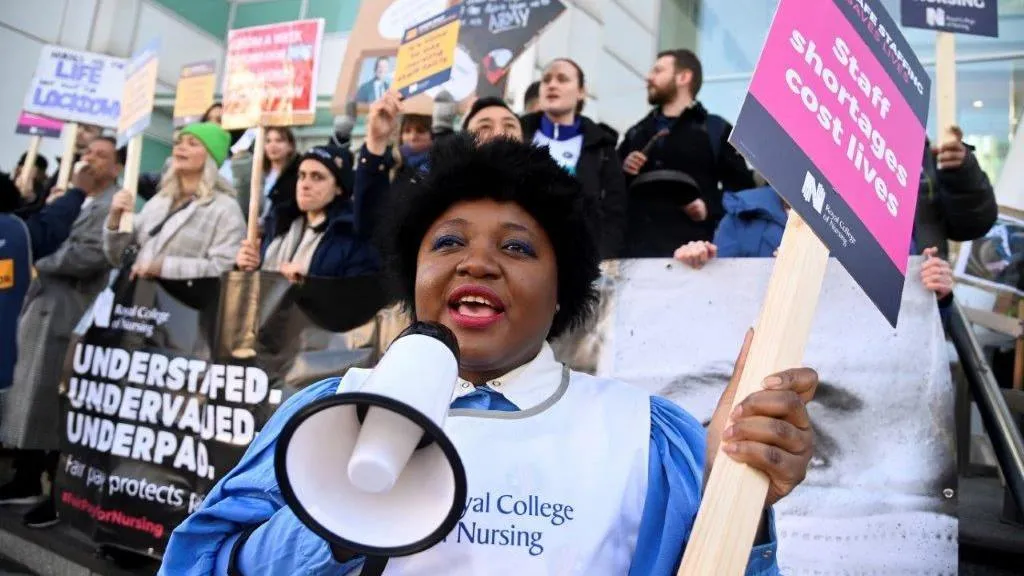 Boost our pay or risk strike action, nurse leaders warn