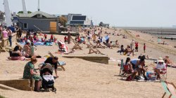 Temperatures to reach 32C for second day running