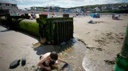 Sewage discharges to halve by 2030 in &#039;water revolution&#039;, minister pledges