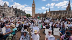Number of arrests at Palestine Action protest rises to more than 500