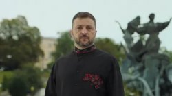 Zelensky vows to continue fighting as Ukraine marks independence day