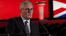 Starmer wants rethink on international law to tackle migration