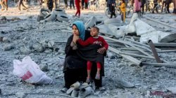 Shock in Gaza as Trump appears to welcome Hamas response to US peace plan