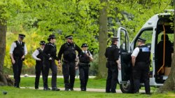 Kensington Gardens shut after claims of drones near Israeli embassy