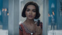 Disney&#039;s Snow White film tops box office despite bad reviews