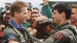 Nightly parties and mid-take burgers: Filming Top Gun with Val Kilmer and Tom Cruise
