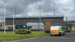 Prison staff to demand electric stun guns in jails