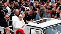 Final days of Pope who joined Vatican crowds at Easter despite doctors&#039; advice