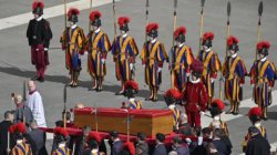 Thousands queue through the night to pay respects to Pope