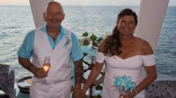 &#039;Perpetual honeymoon&#039; for stranded cruise ship couple married at sea