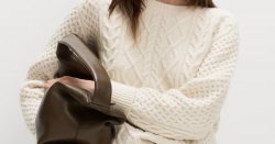 &#039;Warm and cosy&#039; M&S jumper that &#039;covers tummy&#039; and &#039;goes with anything&#039;