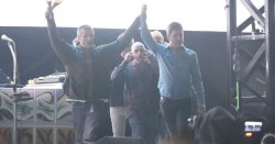 Oasis at Heaton Park LIVE updates: Fears Manchester show &#039;cancelled&#039; after break in panic