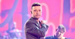 Huge popstar shares devastating health diagnosis in shock announcement