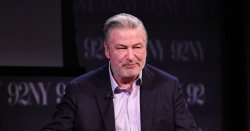 Hollywood star Alec Baldwin charges £100 per autograph at fan festivals across America