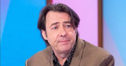 Jonathan Ross&#039; heartbreaking guilt over missing final chance to see mum before death