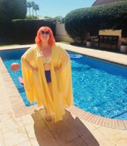 Pop Idol's Michelle McManus unrecognisable in bikini after BBC host's 9st weight loss