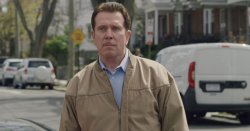 Frantic 911 call from Hollywood star’s wife exposed as actor <b class='text-danger'>trapped</b> in fire