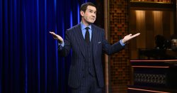 Jimmy Carr takes fresh swipe at Peter Kay as heckling debate heats up