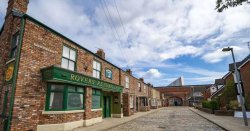 Coronation Street star suffers &#039;unexpected accident&#039; at home after horror fall