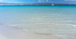 I visited gorgeous beach with crystal water 2.5 hours from UK—it was hotter than Barbados