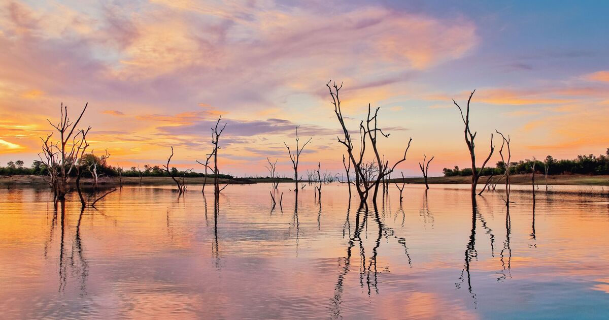 The world&#039;s biggest man-made lake that&#039;s 139 miles wide and took 5 years to fill