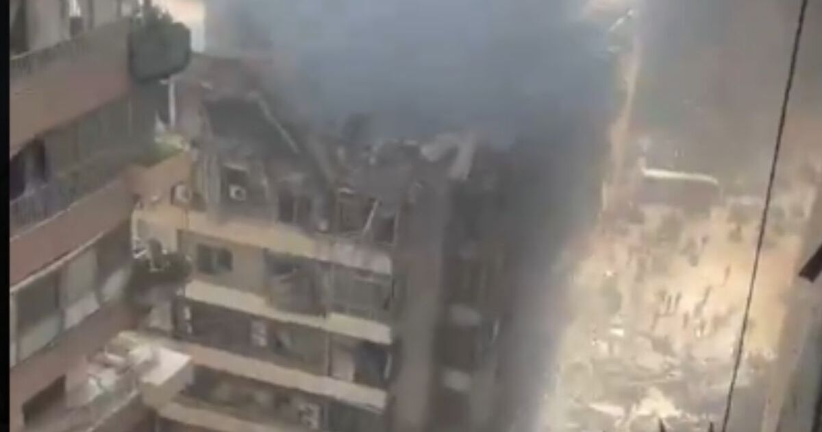 Israel strikes spark 'apocalyptic scenes' in Lebanon hours after Trump ceasefire