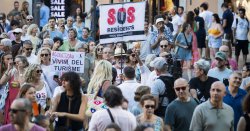60 groups to take part in Majorca overtourism protest - &#039;Our territory is not for sale&#039;