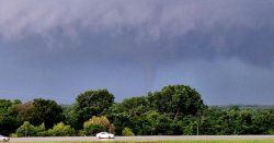 Urgent Oklahoma tornado warning orders residents to flee indoors &#039;for your protection&#039;