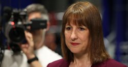 Rachel Reeves torn to shreds as boast of &#039;fixing&#039; UK economy blown apart