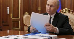 Vladimir Putin sparks pilots&#039; huge fears as warfare jamming &#039;threatens plane crashes&#039;