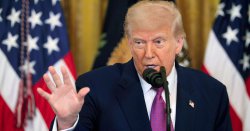 Fuming Trump slaps down shameless Putin&#039;s offer with 3-word blistering reply