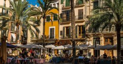 Crisis in Majorca and Menorca as tourists face closed restaurants - &#039;Can&#039;t be ignored&#039;