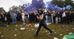 Oasis fans end final concert in total shame throwing chairs in yobbish clash