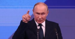Russia tears up missile agreement days after Trump nuke threats