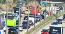 M25 traffic LIVE: Major motorway closed as huge crash sparks 7 miles of chaos
