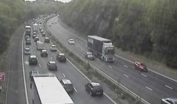 M4 traffic LIVE: Huge delays near Reading and Newbury