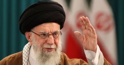 Iran&#039;s ayatollah &#039;sanctions assassination of Donald Trump&#039; as WW3 fears explode