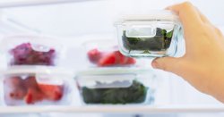 Spinach stays fresh for 1 month with 1 simple storage method