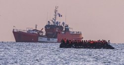 Labour&#039;s &#039;day of shame&#039; as shocking migrant figures show &#039;complete collapse&#039; of UK border
