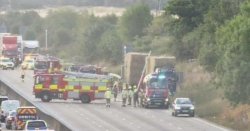 M25 traffic LIVE: Motorway closed as vehicle fire sparks huge rush hour delays