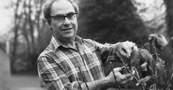 World&#039;s best-selling gardening expert leaves family £4.7m fortune