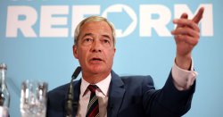 Nigel Farage LIVE: Keir Starmer humiliated on world stage by Reform UK leader