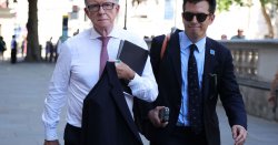 Keir Starmer ‘ignored security advice’ about Peter Mandelson’s <b class='text-danger'>appointment</b>