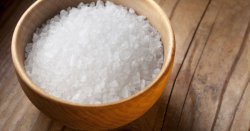 Households urged to put bowl of salt on windowsills this autumn