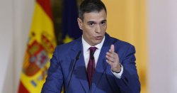 Spanish PM vows to &#039;remove&#039; 53,000 flats in latest war against tourists